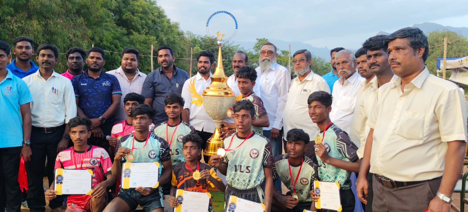 நமது பதின்மேல்நிலைப்பள்ளியில் நடைபெற்ற தென்மாநில அளவிலான கபாடி போட்டி. - Photo 1